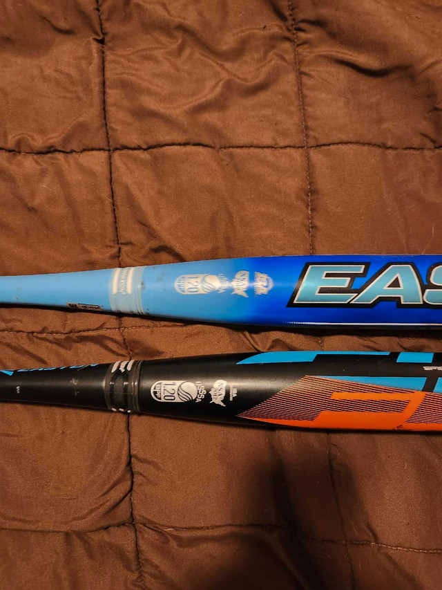 Easton 220 FireFlex Bats for sale. in Baseball & Softball in St. Albert