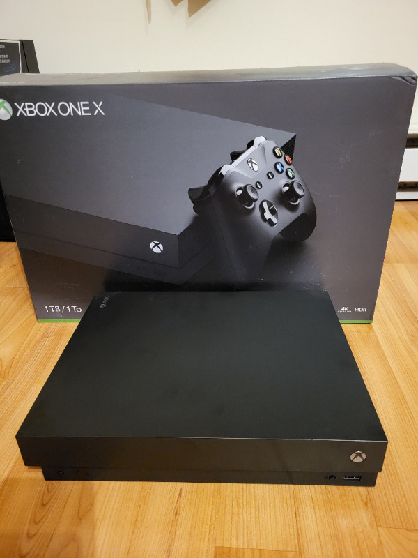Xbox One X dans XBOX One  à Laval/Rive Nord