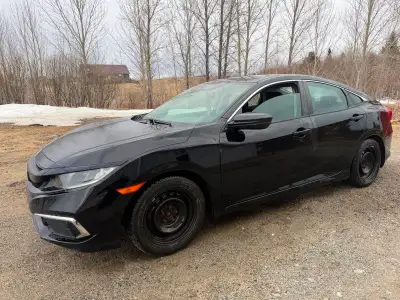 Honda civic lx 2019 Vente d’accommodation en financement disponible Honda Civic 2019 LX manuelle trè...
