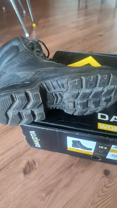 Dakota boots. Size 10. Worn for 1 week. Black ,high cut.
