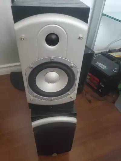 Canadian made bookshelf speakers, View more