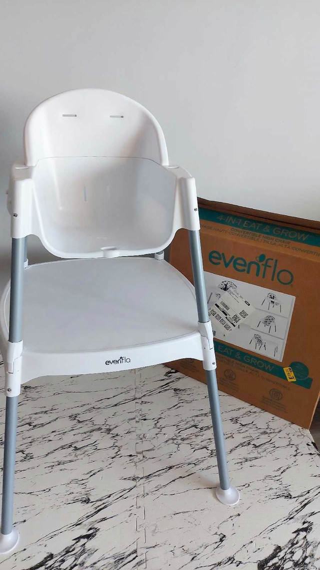 !!GREAT DEAL!!Almost New Evenflo 4-in-1convertible High chair in Feeding & High Chairs in City of Toronto - Image 2