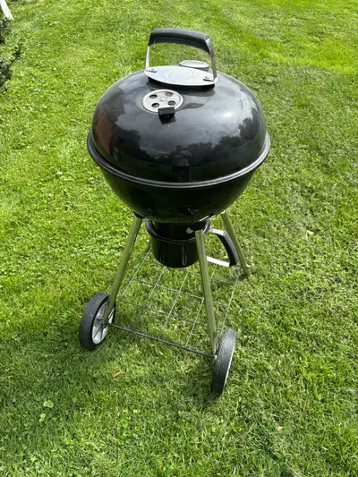 Napoleon Charcol BBQ, View more