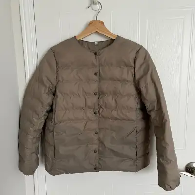 Muji Women's Lightweight Down Collarless Jacket Puffer Sz M, View more