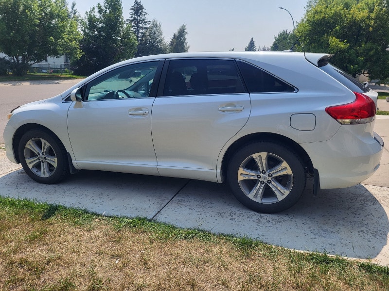 2009 Toyota Venza | Cars & Trucks | Calgary | Kijiji