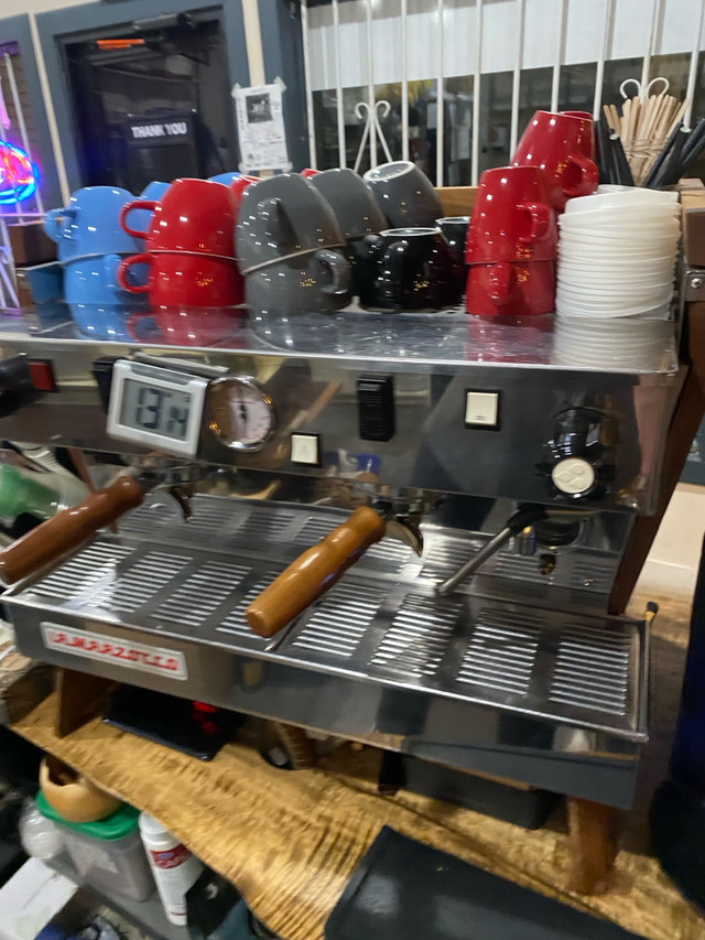 La Marzocco Linea Espresso Machine in Coffee Makers in Regina - Image 4