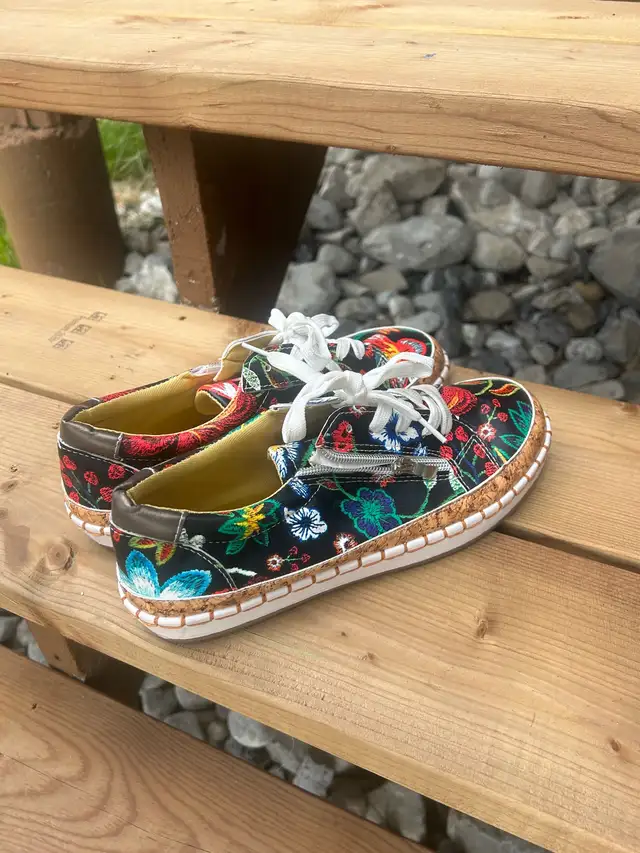 Floral Embroidered Sneakers in Women's - Shoes in Banff / Canmore - Image 3
