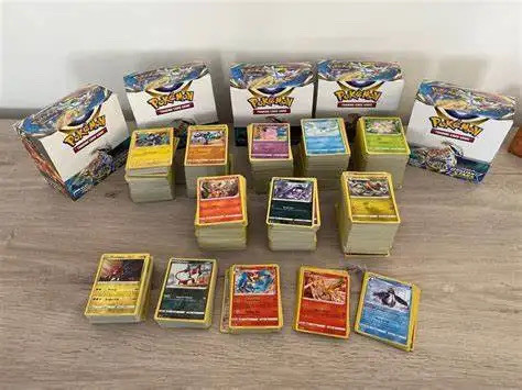 Pokemon Cards Brilliant Stars Bulk Available in Toys & Games in Oshawa / Durham Region - Image 2
