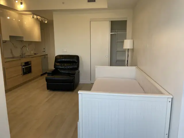 Cozy Studio for Rent in Long Term Rentals in Edmonton - Image 2