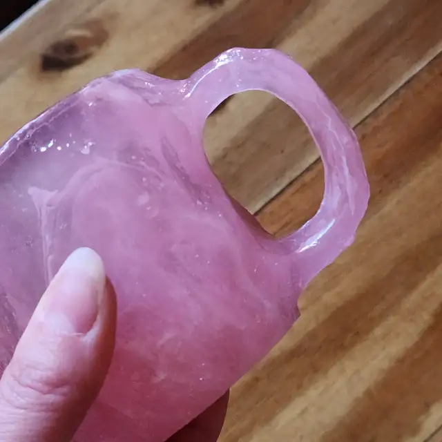 Pink RESIN cup/mug with metal liner in Arts & Collectibles in Fredericton - Image 6