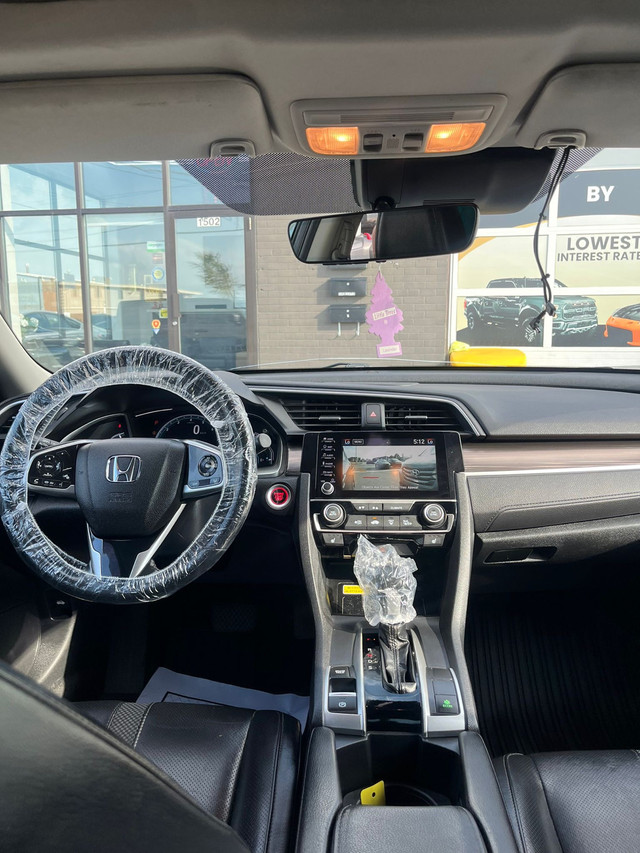  2019 Honda Civic Touring | Fully Loaded | $14,998  in Cars & Trucks in Oakville / Halton Region - Image 3