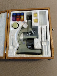 Vintage Tasco 900X Metal Student Microscope in Wood Case
