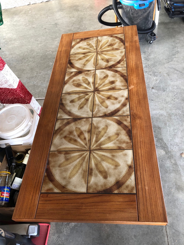 Teak coffee table in Coffee Tables in Parksville / Qualicum Beach