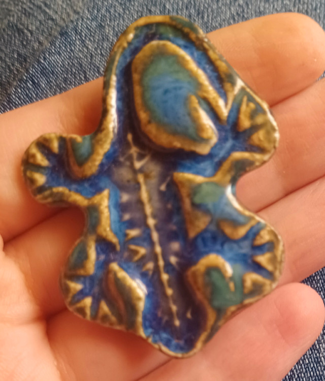 Clay lizard pin  in Jewellery & Watches in Charlottetown - Image 3