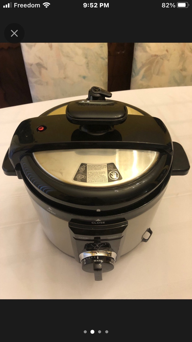 Pressure cooker  in Microwaves & Cookers in City of Toronto - Image 2