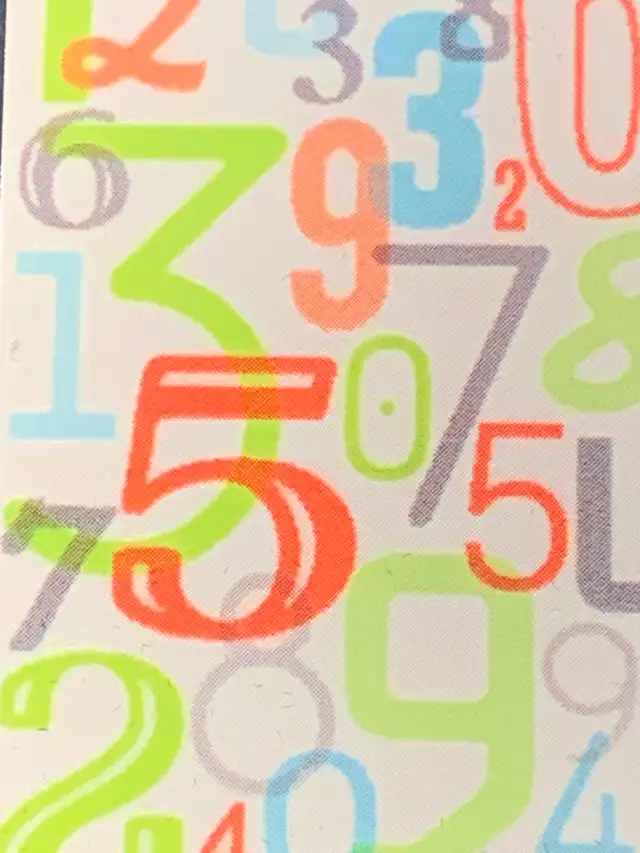 Female Math Tutor64037116972418120