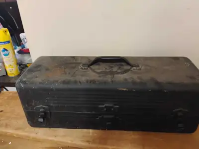 VINTAGE METAL FISHING TACKLE BOX reel lures, View more