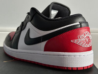 DS Air Jordan 1 Retro Low OG Bred Toe Black Red Size 9.5
