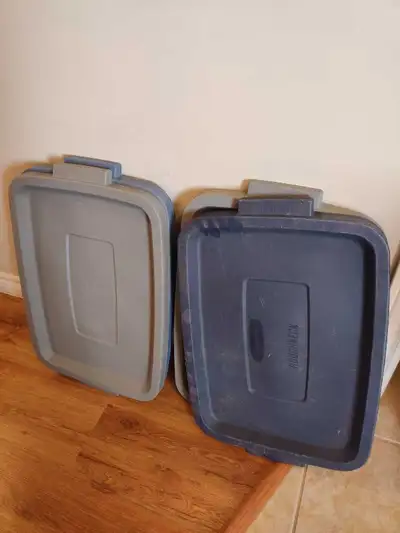 Rubbermaid Roughneck Tops/Lids (fits multiple containers), View more
