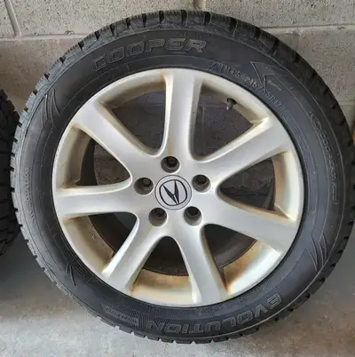 215/55 R 17 Cooper Evolution Tires with rims. Bought December 2024 used for about 3 months. Car die...