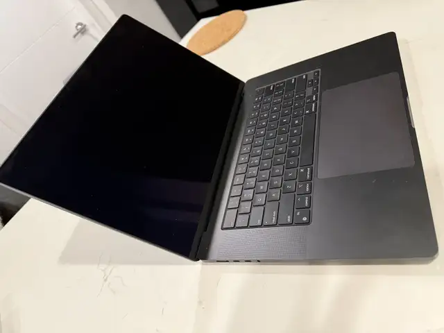 MacBook Pro 16” — M3 Pro | 36GB RAM | 512GB SSD | 100% Battery |64728171807106121