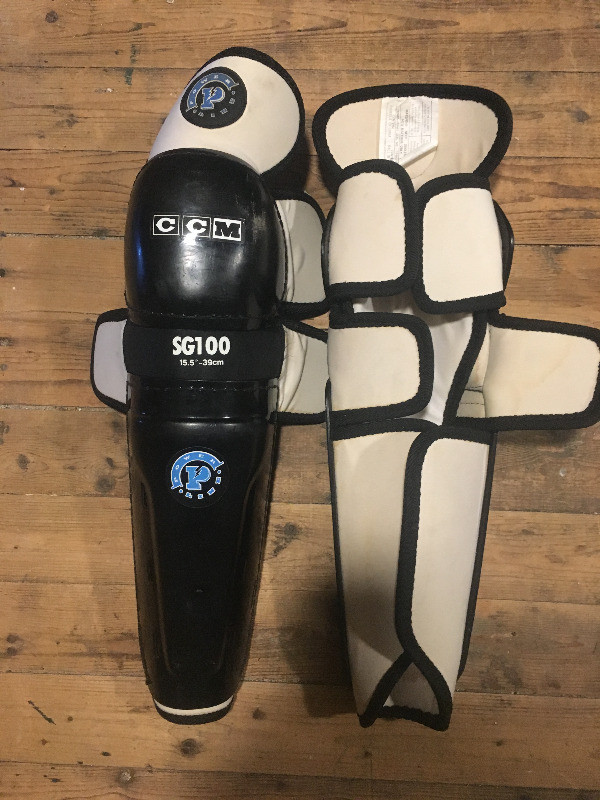 Senior Shin Pads - Great Shape in Hockey in City of Halifax