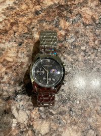 Brand New noble silver men’s wristwatch