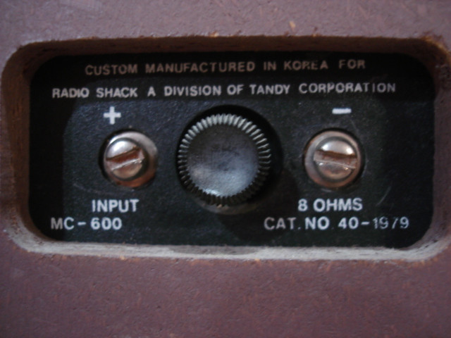 Vintage Realistic MC-600 speakers in Speakers in Ottawa - Image 4
