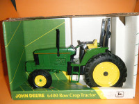 John Deere 6400 Row Crop Tractor Ertl Die Cast  Model Toy