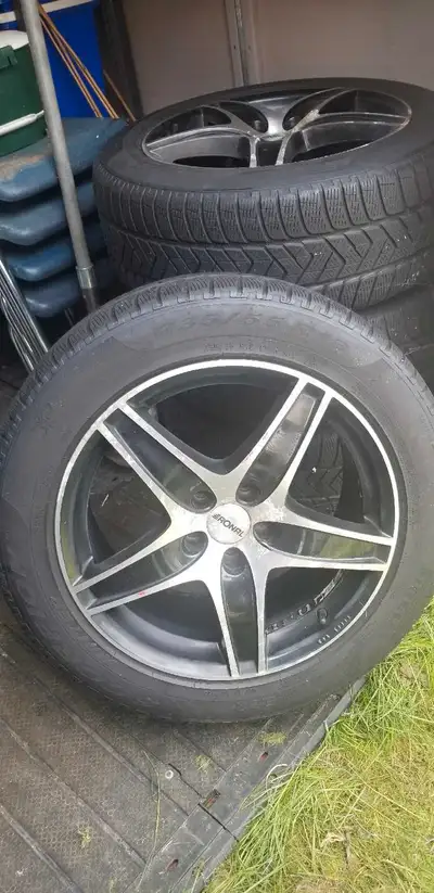 Winter tires from Mercedes Benz GLK 350 make your best offer must go