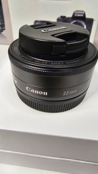 Canon EF-M 22