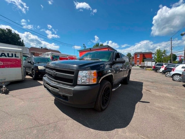 Chevrolet Silverado 2011 *189 000km* $8495. Rusty 450-820-0550