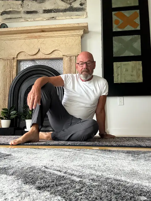 Man seeking man for massage exchange