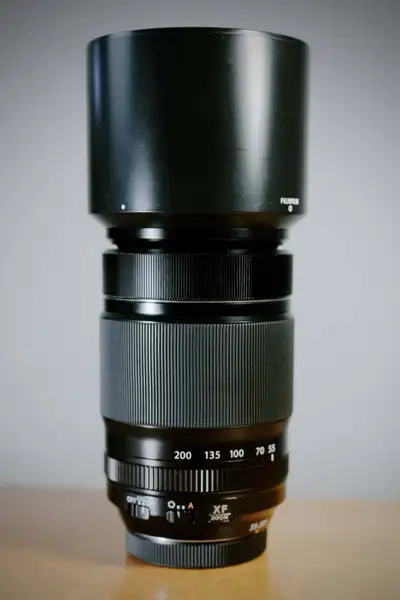 Selling a very gently used but still in excellent condition Fujifilm 55-200mm telephoto lens. Glass...