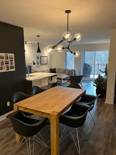 Grand condo 3 chambres, 2 salles de bain, beaucoup de rangement (un locker extérieur, walk-in et plu...
