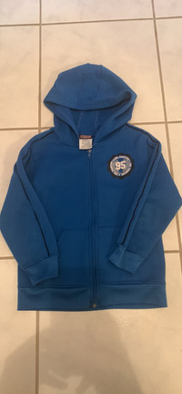 Boys front zippered hooded top-size 6/7