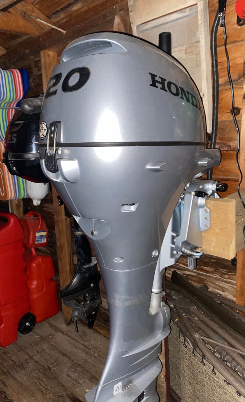 NEW 2021 Honda Outboard Motor (long shaft) Powerboats & Motorboats