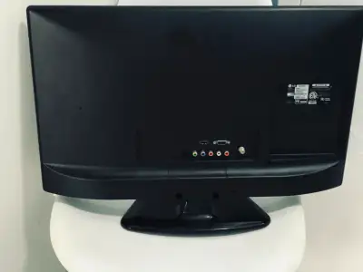 LG 26" HD LCD TV only for $20 HDMI input