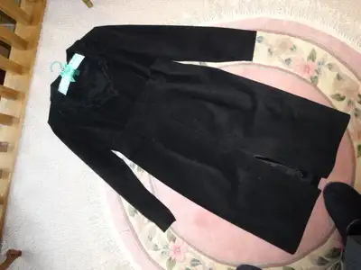 Lady  Black Leather/suede  dress, fully lined,  Danier   12-14, View more