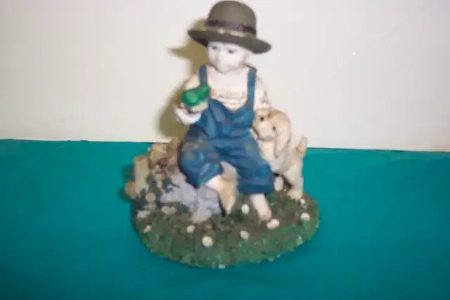Figurine.64985461707521120