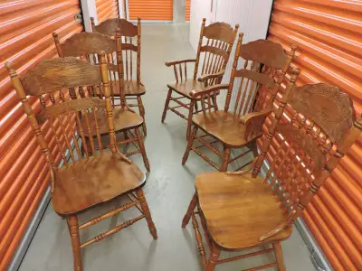 6 Chaises antique en chêne avec gravures., View more