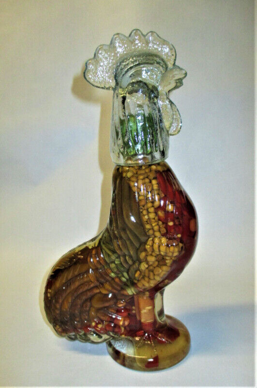 Art Décor for the Table Rooster Shaped Glass Bottle Sealed, Good in Arts & Collectibles in Stratford - Image 3