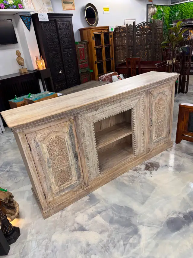 ✅ Grand Buffet Indien en teck massif, Bahut haut, crédence Inde in Hutches & Display Cabinets in City of Montréal - Image 3