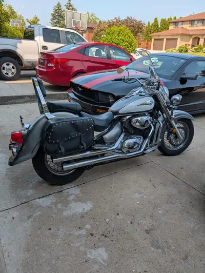 2003 Motorcycle Suzuki Intruder Volusta