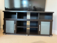 TV Table - Corner - Like New