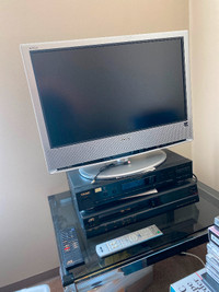 SONY TV WITH JVC VHS FOR SALE