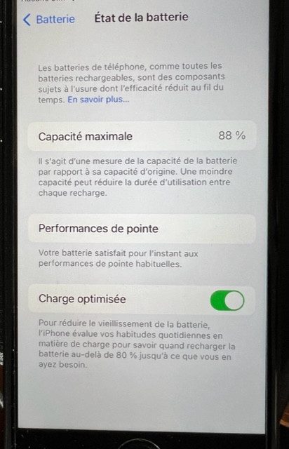 iPhone 7 32 GB en parfaite condition dans Téléphones cellulaires  à Ville de Montréal - Image 3