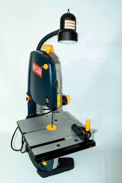RYOBI 9 Inch Bandsaw Model BS903 with fence and mitre guide, View more