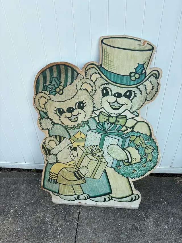 Vintage Christmas Bear Cutout Decoration