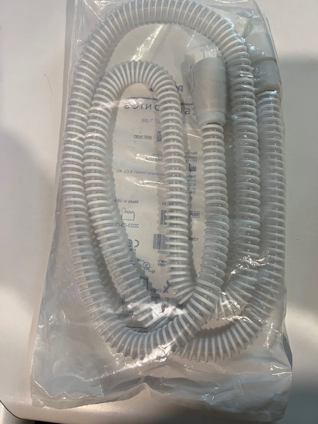 CPAP Philips Respironics new heated tube &amp; filters for sale dans Santé et besoins spéciaux  à Laval/Rive Nord